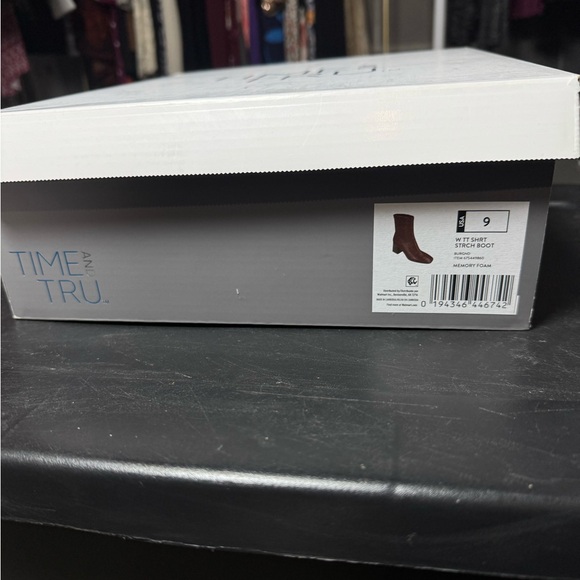 Time and Tru stretch boot - Picture 2 of 5